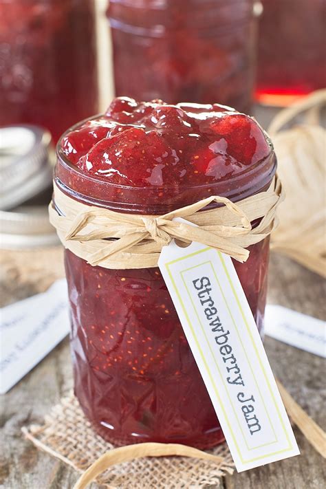 homemade jam using a thermometer